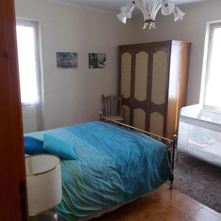 Garda With Exclusive Swimming Pool Appartamento